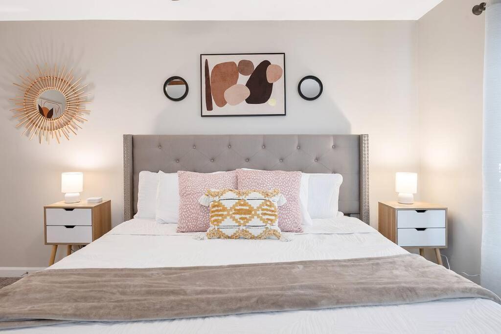 * Lux Modern Retreat * Downtown * King Beds * Apartamento Durham Exterior foto