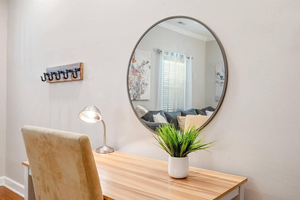* Lux Modern Retreat * Downtown * King Beds * Apartamento Durham Exterior foto