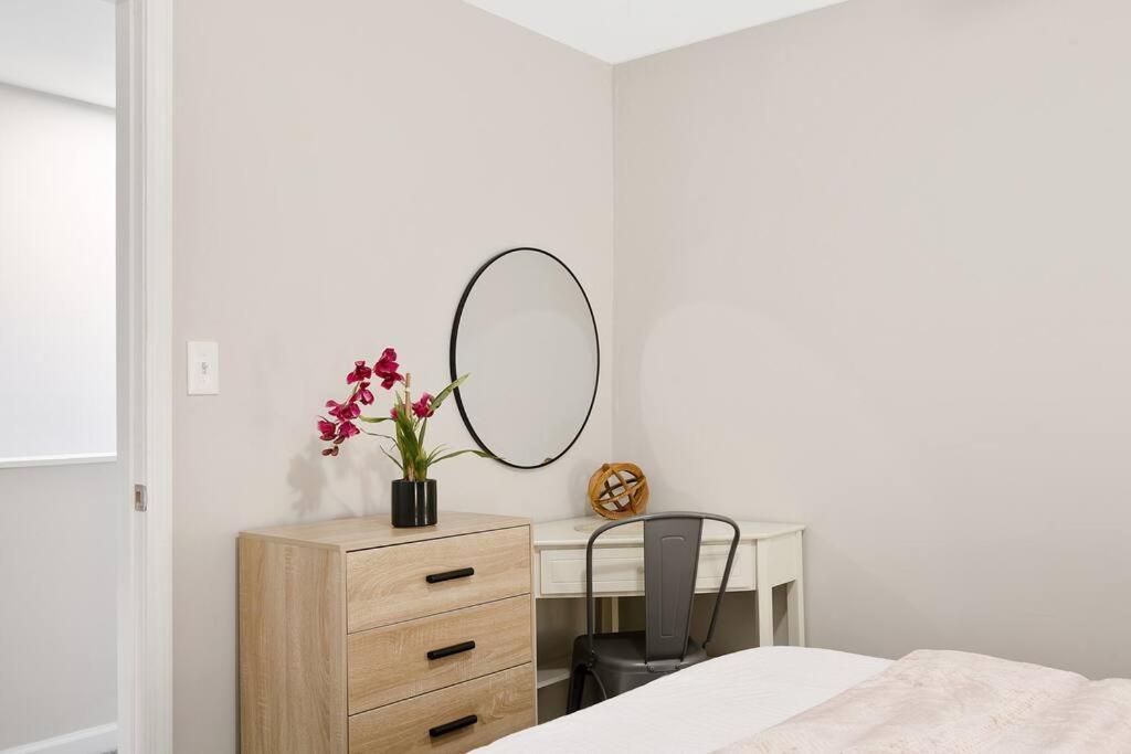 * Lux Modern Retreat * Downtown * King Beds * Apartamento Durham Exterior foto